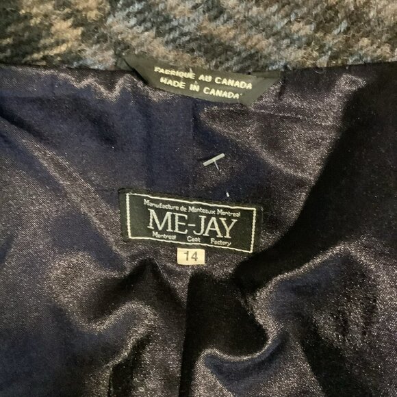 VINTAGE WOOL PLAID COAT By Montreal Coat Factory - Picture 9 of 12